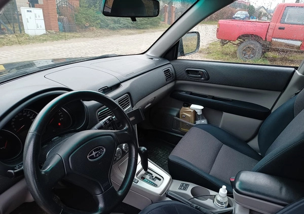Subaru Forester cena 19900 przebieg: 228000, rok produkcji 2006 z Gdańsk małe 137
